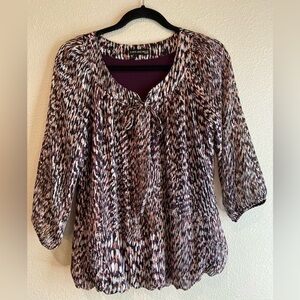 Sara Michelle Petite~Abstract Style Bowtie Neck Blouse~Elastic Hem~Lined~Size MP